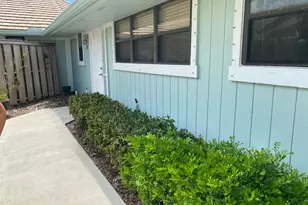 1127 E Seminole Ave, Jupiter, FL 33477 - Photo 2