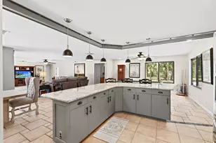 11001 SW Hawk View Cir, Stuart, FL 34997 - Photo 10
