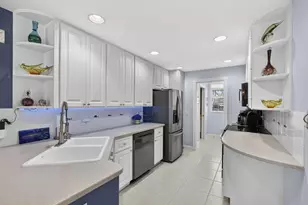 306 Salinas Dr, Palm Beach Gardens, FL 33410 - Photo 22