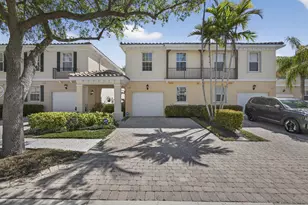 306 Salinas Dr, Palm Beach Gardens, FL 33410 - Photo 2