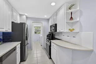 306 Salinas Dr, Palm Beach Gardens, FL 33410 - Photo 22