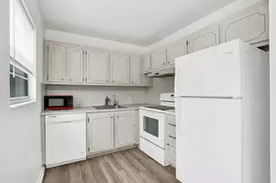 57 Dorset Dr, Boca Raton, FL 33434 - Photo 6