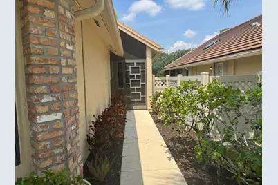 6803 Bitterbush Place, Boynton Beach, FL 33472 - Photo 4