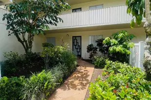 7286 Huntington Ln, Delray Beach, FL 33446 - Photo 2