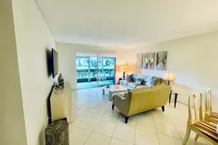 7286 Huntington Ln, Delray Beach, FL 33446 - Photo 12