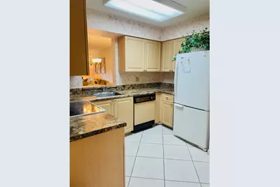 7286 Huntington Lane #105, Delray Beach, FL 33446 - Photo 6