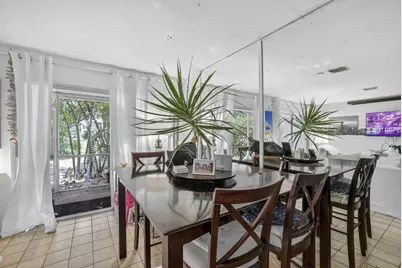 153 W Hemingway Circle W, Margate, FL 33063 - Photo 6