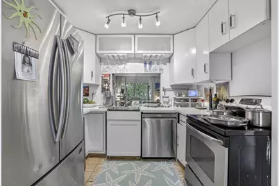153 W Hemingway Circle W, Margate, FL 33063 - Photo 12