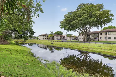 153 W Hemingway Circle W, Margate, FL 33063 - Photo 28