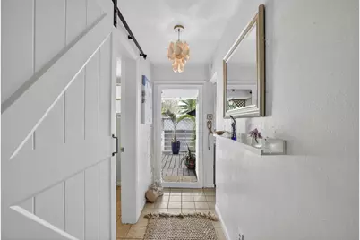 153 W Hemingway Circle W, Margate, FL 33063 - Photo 2