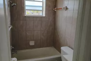 2221 Johnson St, Hollywood, FL 33020 - Photo 4