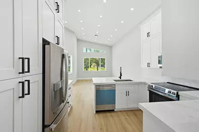 285 NW 45th Terrace, Deerfield Beach, FL 33442 - Photo 12