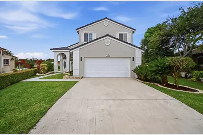 285 NW 45th Terrace, Deerfield Beach, FL 33442 - Photo 2