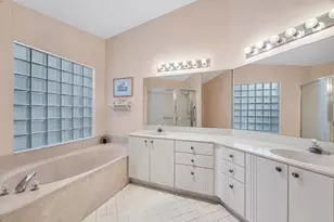 9822 Harbour Lake Cir, Boynton Beach, FL 33437 - Photo 30