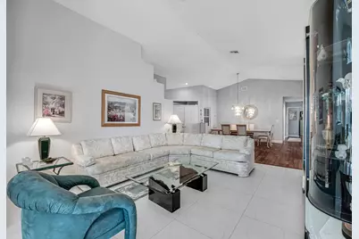 9822 Harbour Lake Circle, Boynton Beach, FL 33437 - Photo 10
