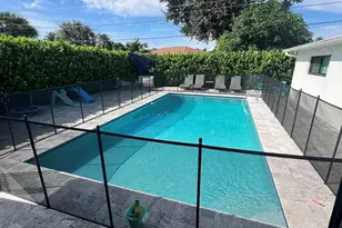 2539 Wabash Dr, North Palm Beach, FL 33410 - Photo 12