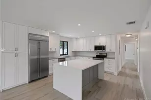 2539 Wabash Dr, North Palm Beach, FL 33410 - Photo 4