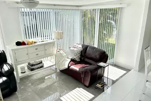 3233 State St, Hollywood, FL 33021 - Photo 6