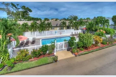 221 SE 9th Avenue #101, Pompano Beach, FL 33060 - Photo 14
