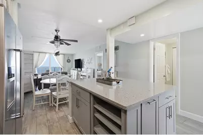 400 N Surf Road #704, Hollywood, FL 33019 - Photo 4