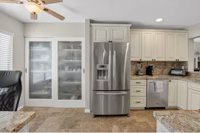 7701 Glendevon Lane #1907, Delray Beach, FL 33446 - Photo 2