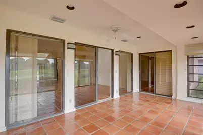 6888 Fountains Circle, Lake Worth, FL 33467 - Photo 32