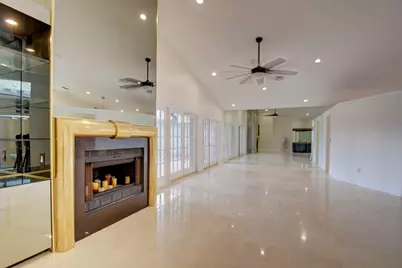 22595 Esplanada Circle W, Boca Raton, FL 33433 - Photo 8