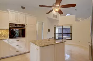22595 Esplanada Circle W, Boca Raton, FL 33433 - Photo 16