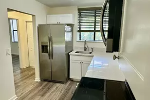1250 S Military Trail, Deerfield Beach, FL 33442 - Photo 12