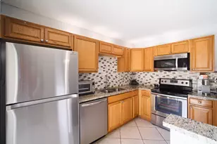 1120 11th Ct, Palm Beach Gardens, FL 33410 - Photo 10