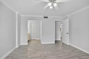 8 Royal Palm Way, Boca Raton, FL 33432 - Photo 16
