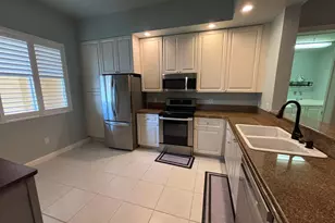 18 W Harbour Isle Dr W, Fort Pierce, FL 34949 - Photo 8