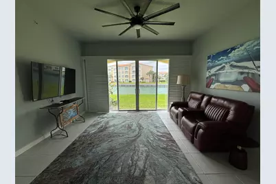 18 W Harbour Isle Drive W #102, Fort Pierce, FL 34949 - Photo 4
