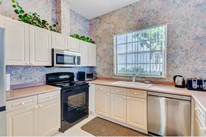 919 Augusta Pointe Drive, Palm Beach Gardens, FL 33418 - Photo 14
