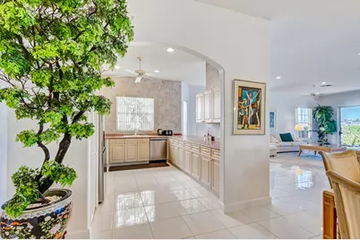919 Augusta Pointe Drive, Palm Beach Gardens, FL 33418 - Photo 12