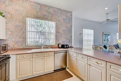 919 Augusta Pointe Drive, Palm Beach Gardens, FL 33418 - Photo 16