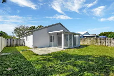 215 NW 40th Avenue, Delray Beach, FL 33445 - Photo 32