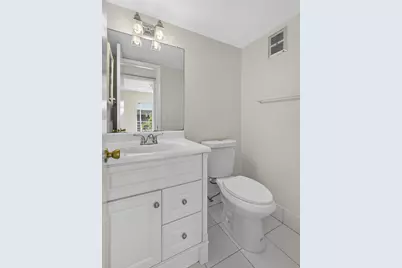 149 Hastings I, West Palm Beach, FL 33417 - Photo 10