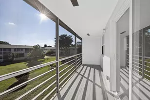 149 Hastings I, West Palm Beach, FL 33417 - Photo 18