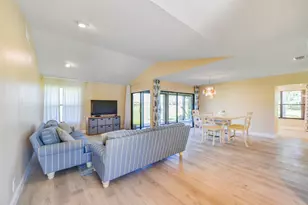 13355 Touchstone Pl, Palm Beach Gardens, FL 33418 - Photo 12