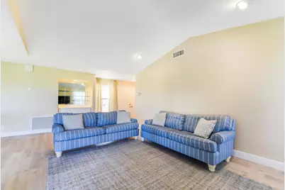 13355 Touchstone Place, Palm Beach Gardens, FL 33418 - Photo 8