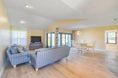 13355 Touchstone Place, Palm Beach Gardens, FL 33418 - Photo 12