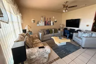 743 W 55th Pl, Hialeah, FL 33012 - Photo 4