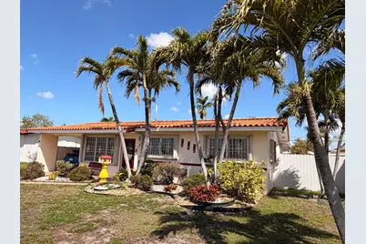 743 W 55th Place, Hialeah, FL 33012 - Photo 2