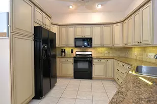 19 Dunbar Rd, Palm Beach Gardens, FL 33418 - Photo 6