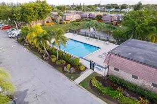 7780 Courtyard Run W, Boca Raton, FL 33433 - Photo 30