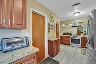 9101 SW 52nd Ct, Cooper City, FL 33328 - Photo 34