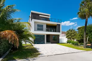 3225 Canal Dr, Pompano Beach, FL 33062 - Photo 2