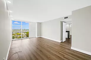 600 Parkview Dr, Hallandale Beach, FL 33009 - Photo 14