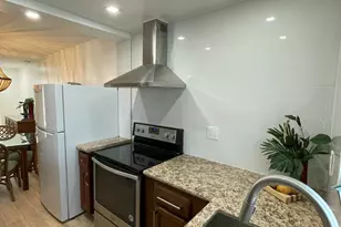 30 SE 13th St, Boca Raton, FL 33432 - Photo 6
